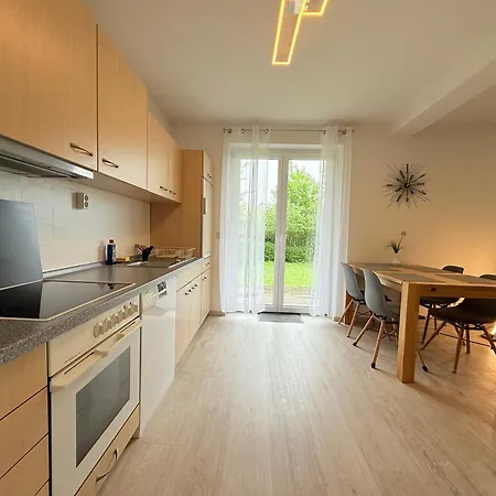 Gartenapartment Am Wassertuermchen * 이멘슈타트암보덴지